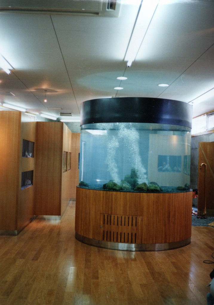 宮崎県 須木村役場 淡水魚水族館